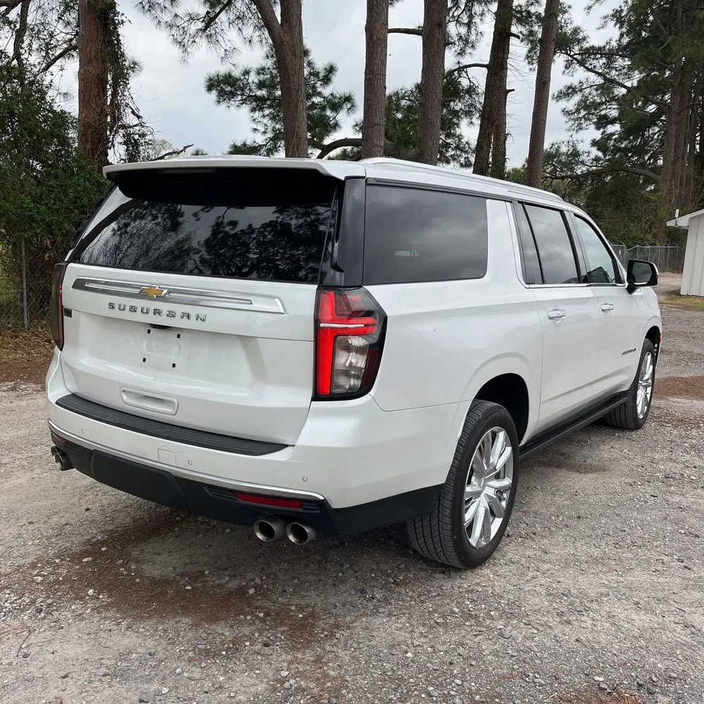 2023 Chevrolet Suburban High Country