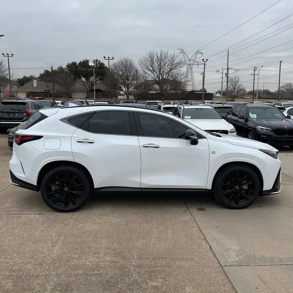 2025 Lexus NX 450h+ F SPORT Handling
