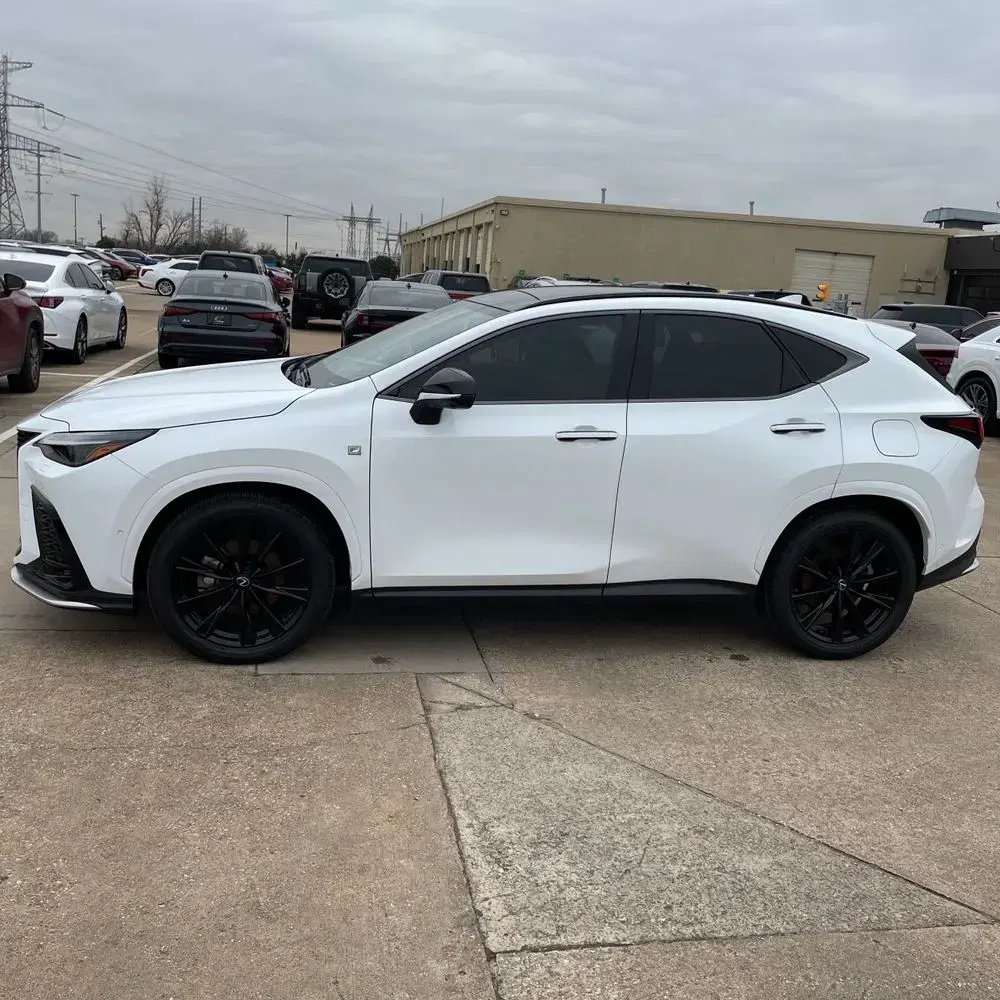 2025 Lexus NX 450h+ F SPORT Handling