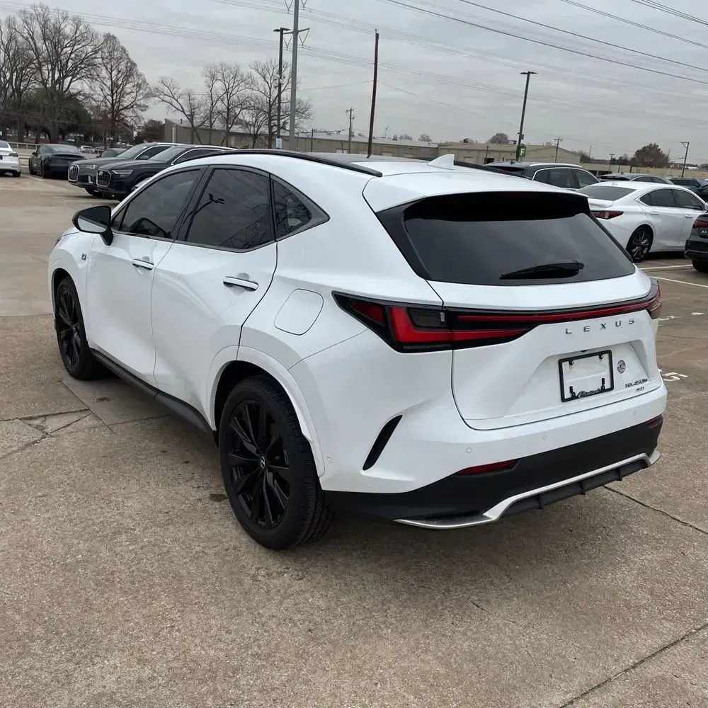 2025 Lexus NX 450h+ F SPORT Handling
