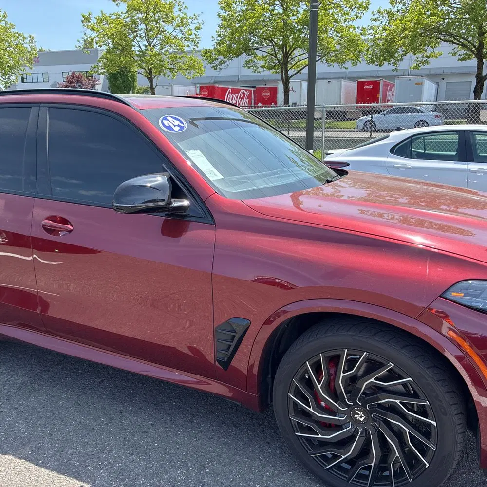 2024 BMW X5 M60i