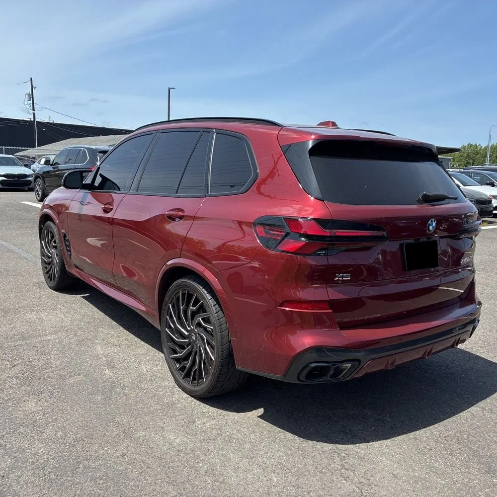 2024 BMW X5 M60i