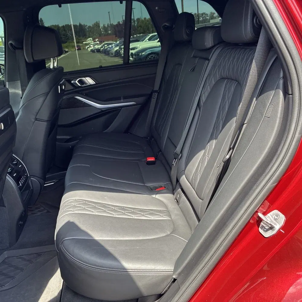 2024 BMW X5 M60i