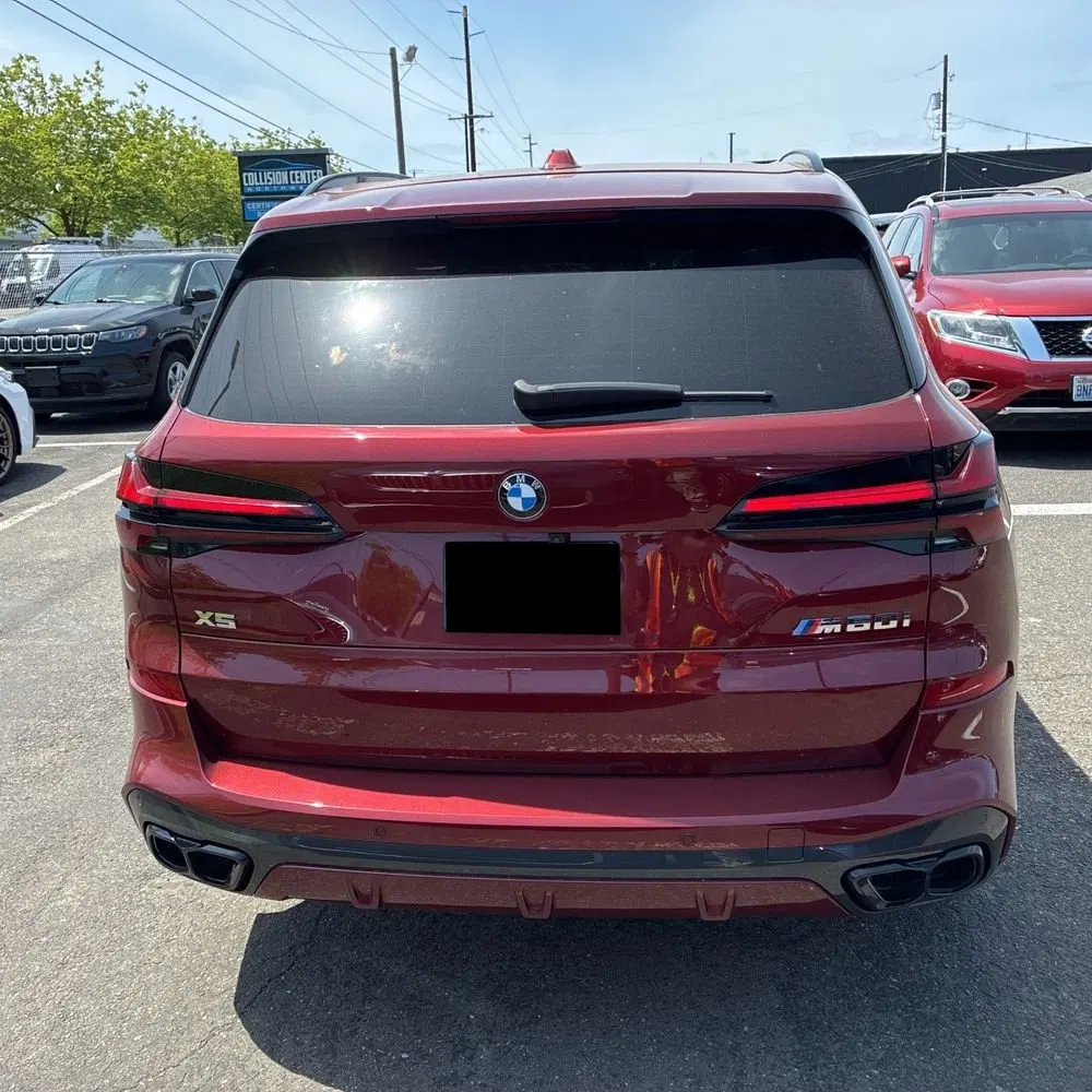 2024 BMW X5 M60i