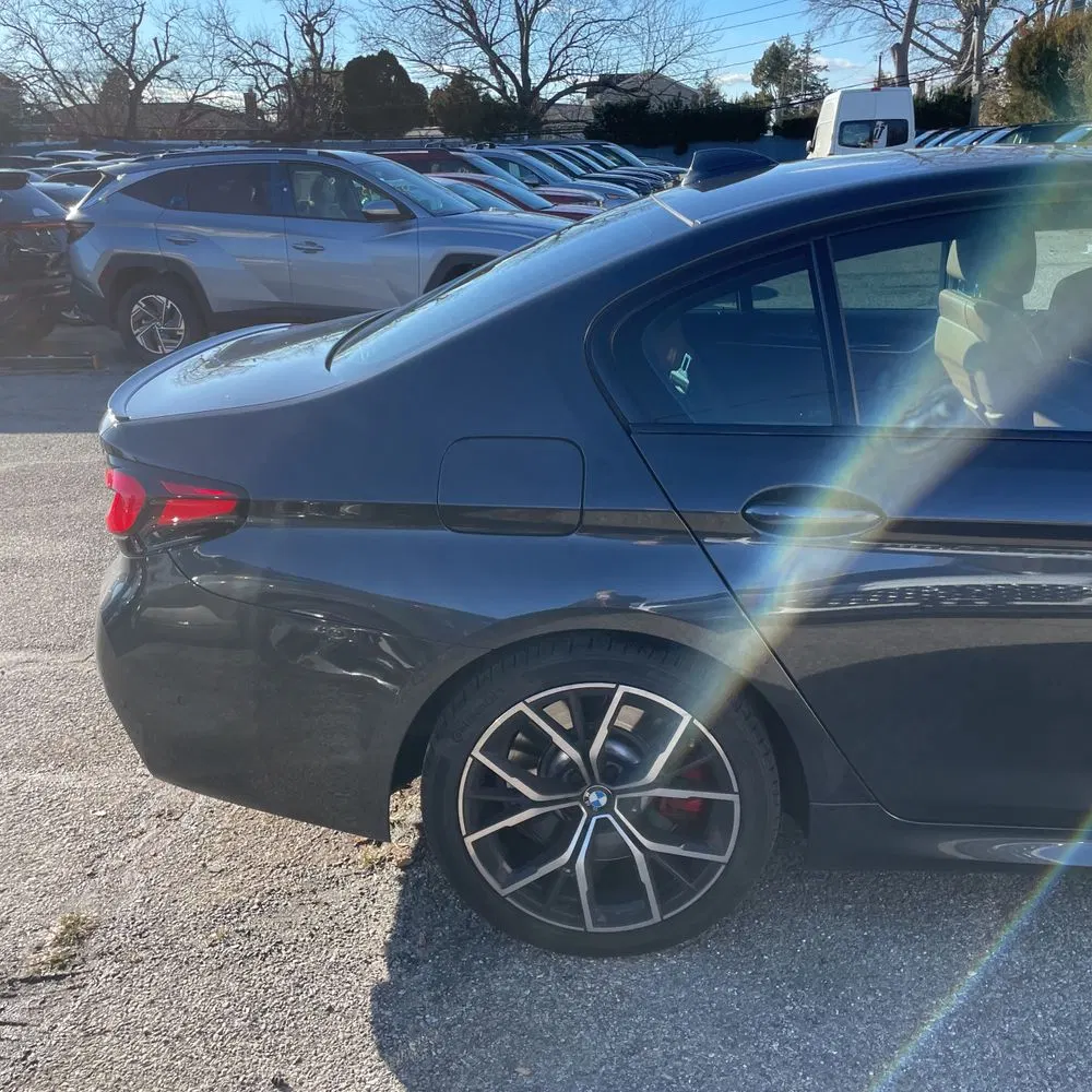 2022 BMW 5-Series M550xi
