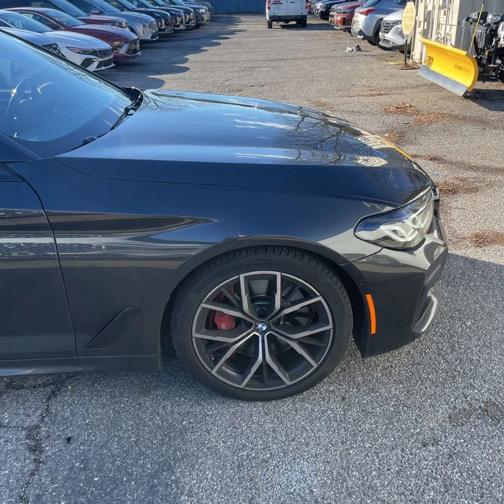 2022 BMW 5-Series M550xi
