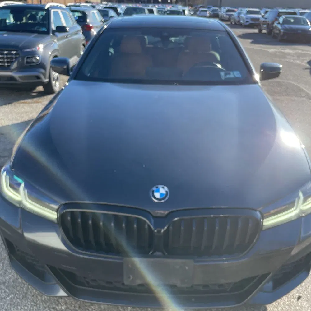2022 BMW 5-Series M550xi