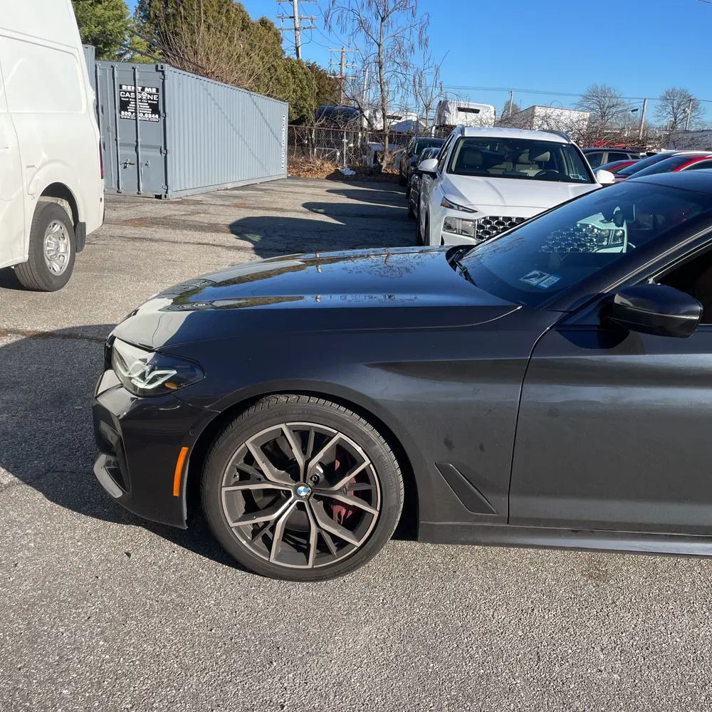 2022 BMW 5-Series M550xi