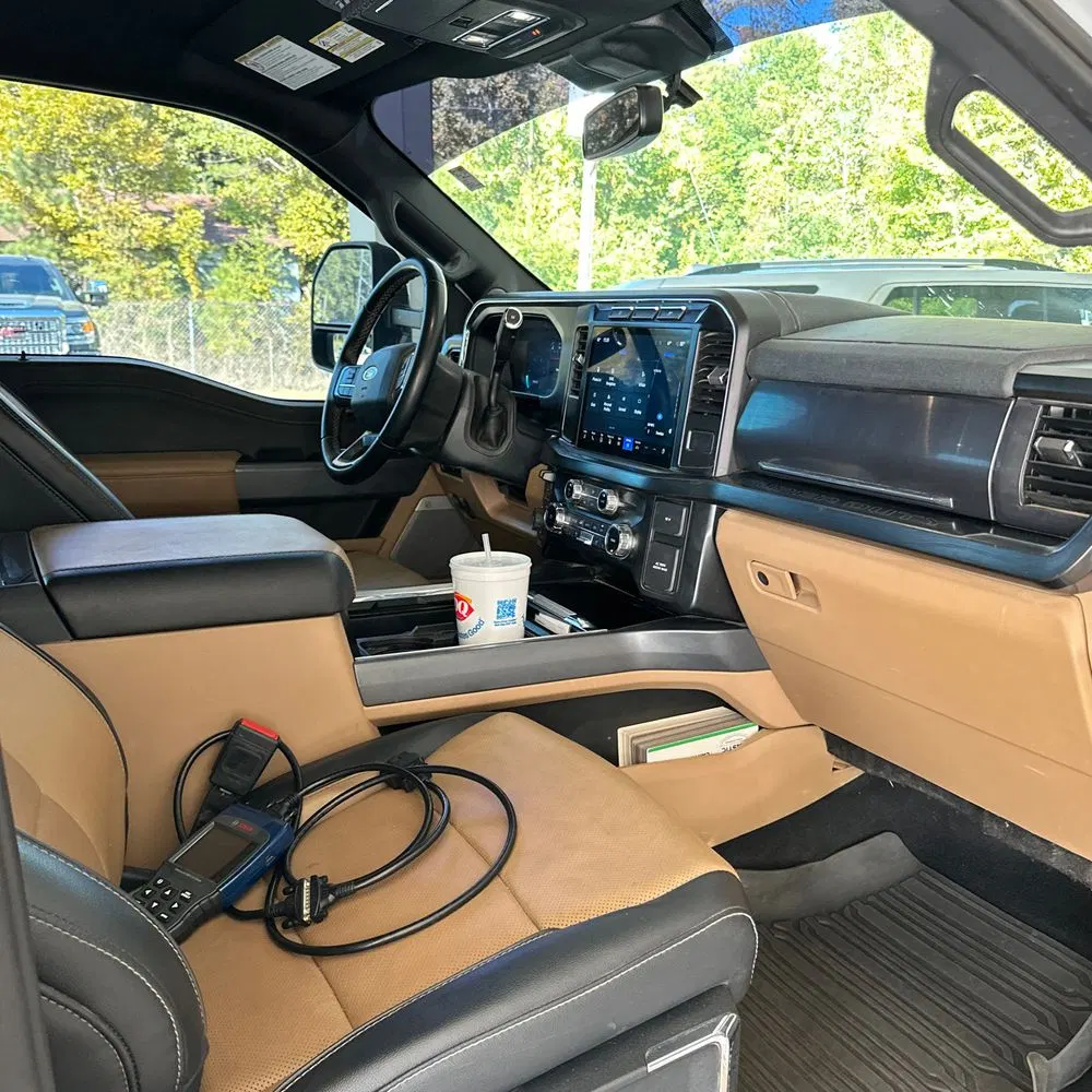 2024 Ford S/D C/C F450 Lariat