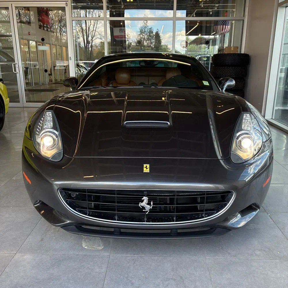 2010 Ferrari California Base 2D Convertible
