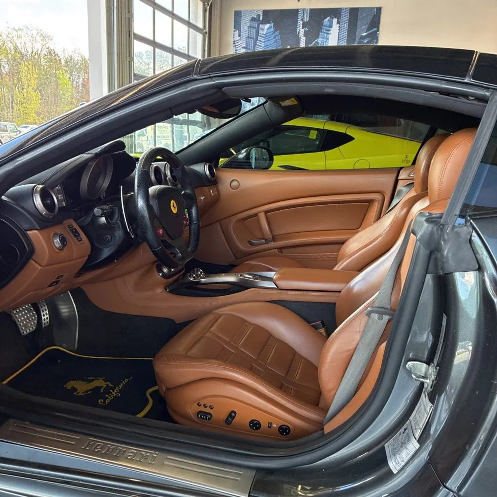 2010 Ferrari California Base 2D Convertible