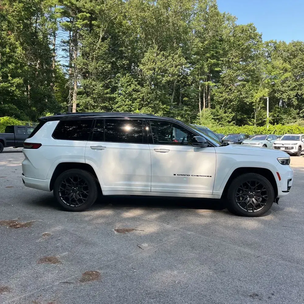 2023 Jeep Grand Cherokee L Summit Reserve