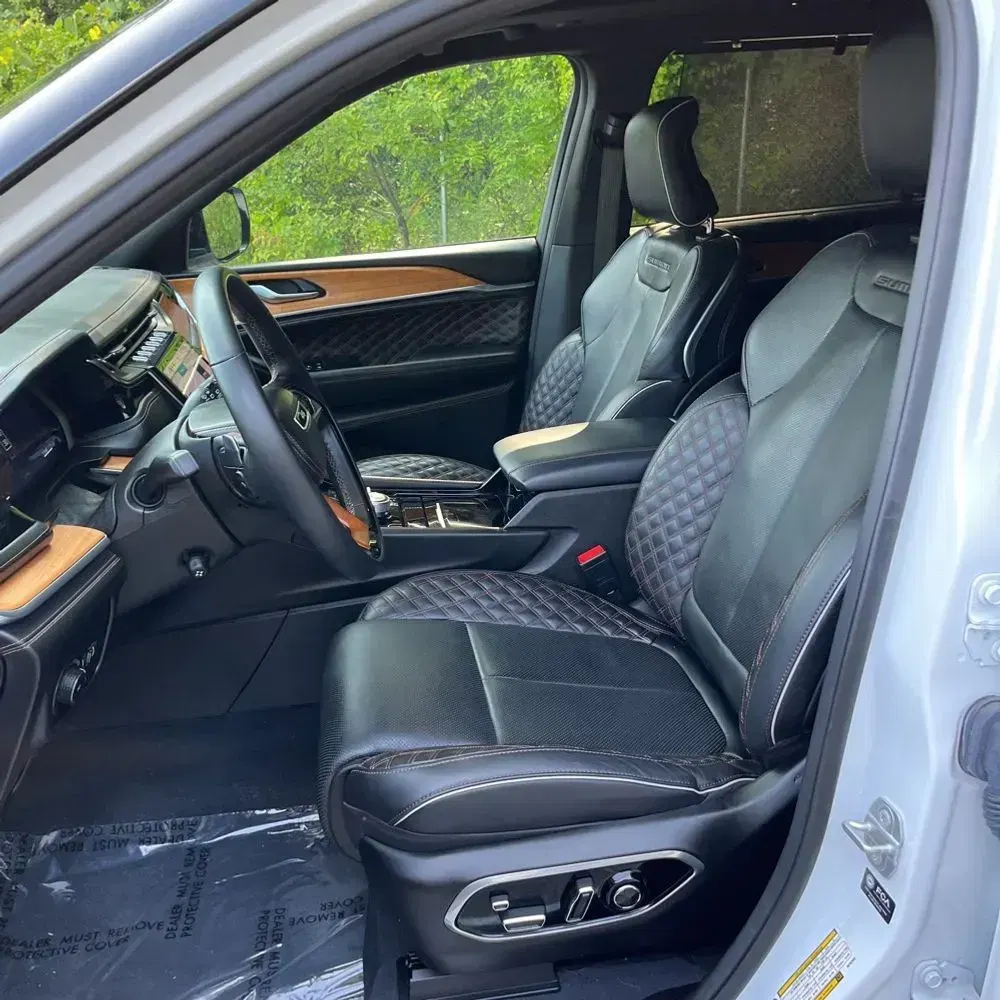 2023 Jeep Grand Cherokee L Summit Reserve