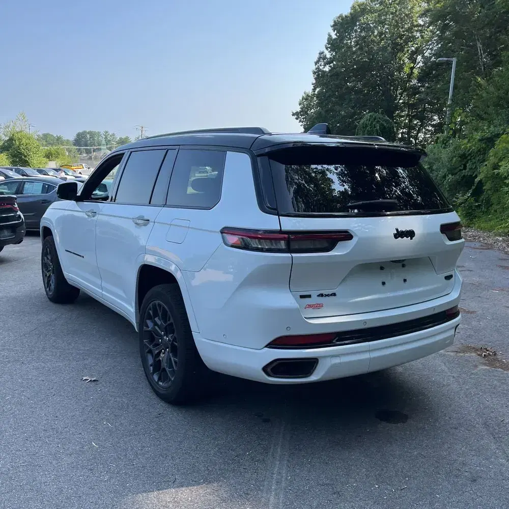 2023 Jeep Grand Cherokee L Summit Reserve