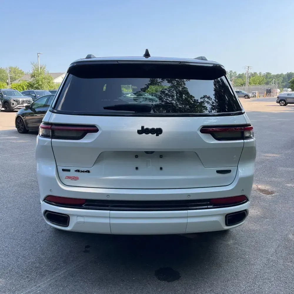 2023 Jeep Grand Cherokee L Summit Reserve