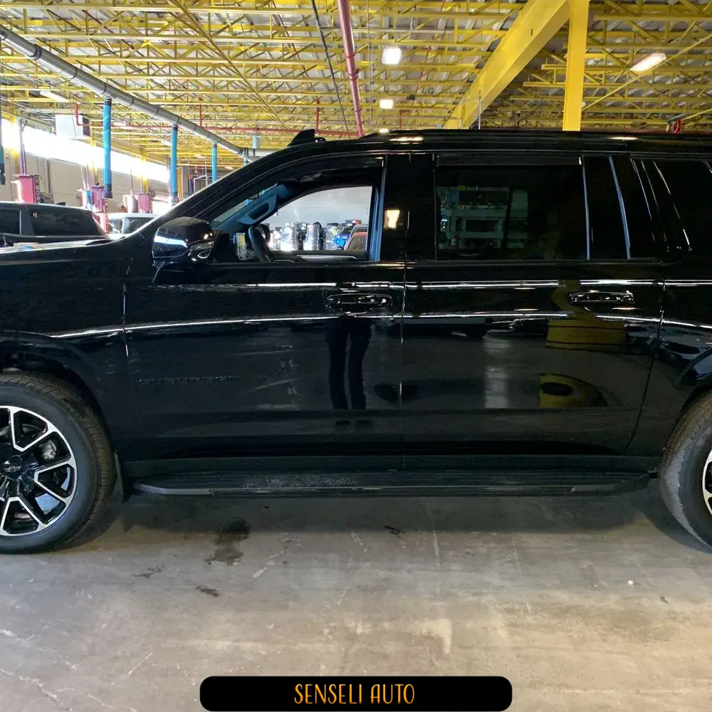 2024 Chevrolet Suburban RST