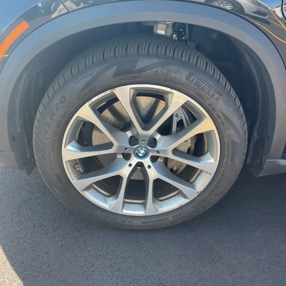 2025 BMW X5 xDrive50e