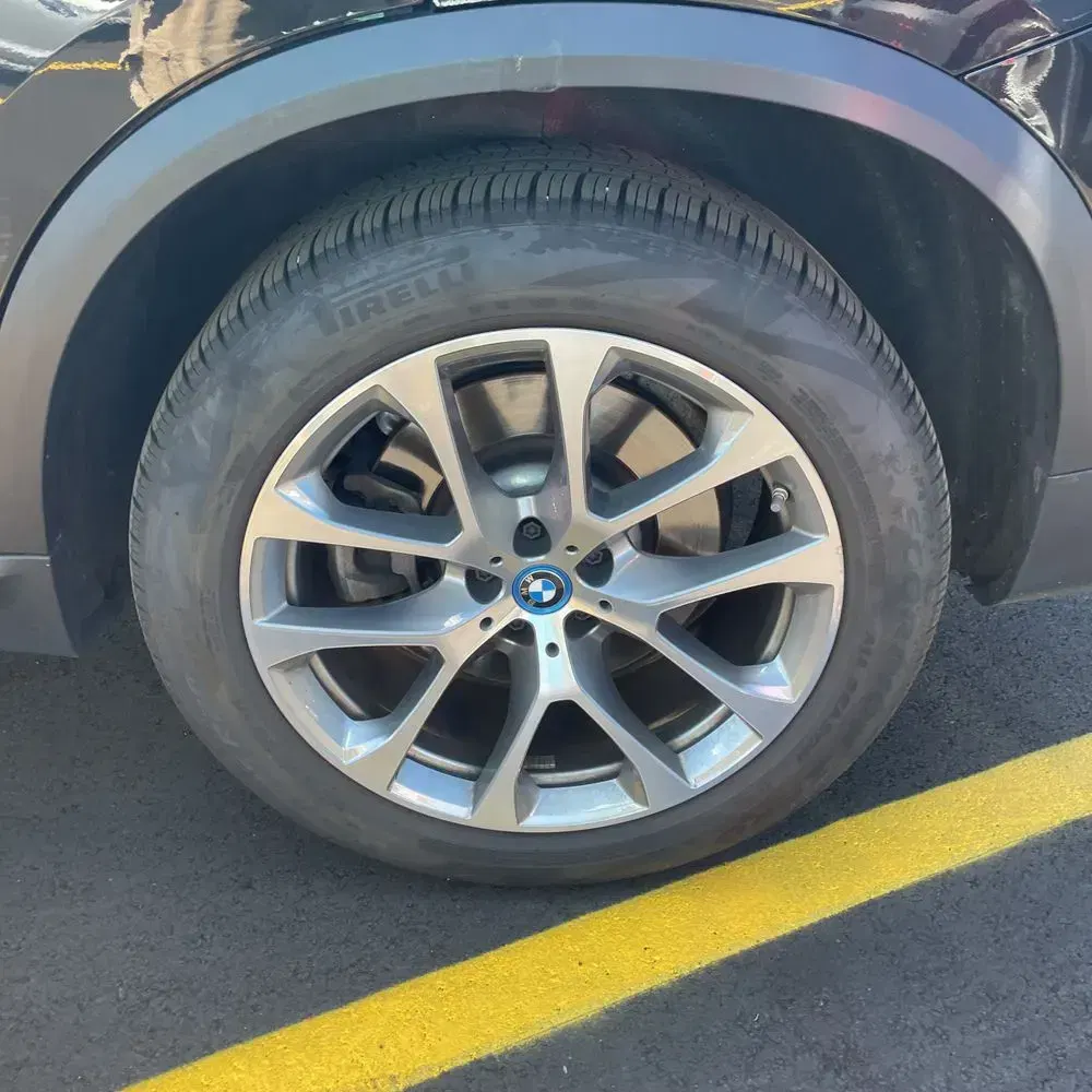 2025 BMW X5 xDrive50e