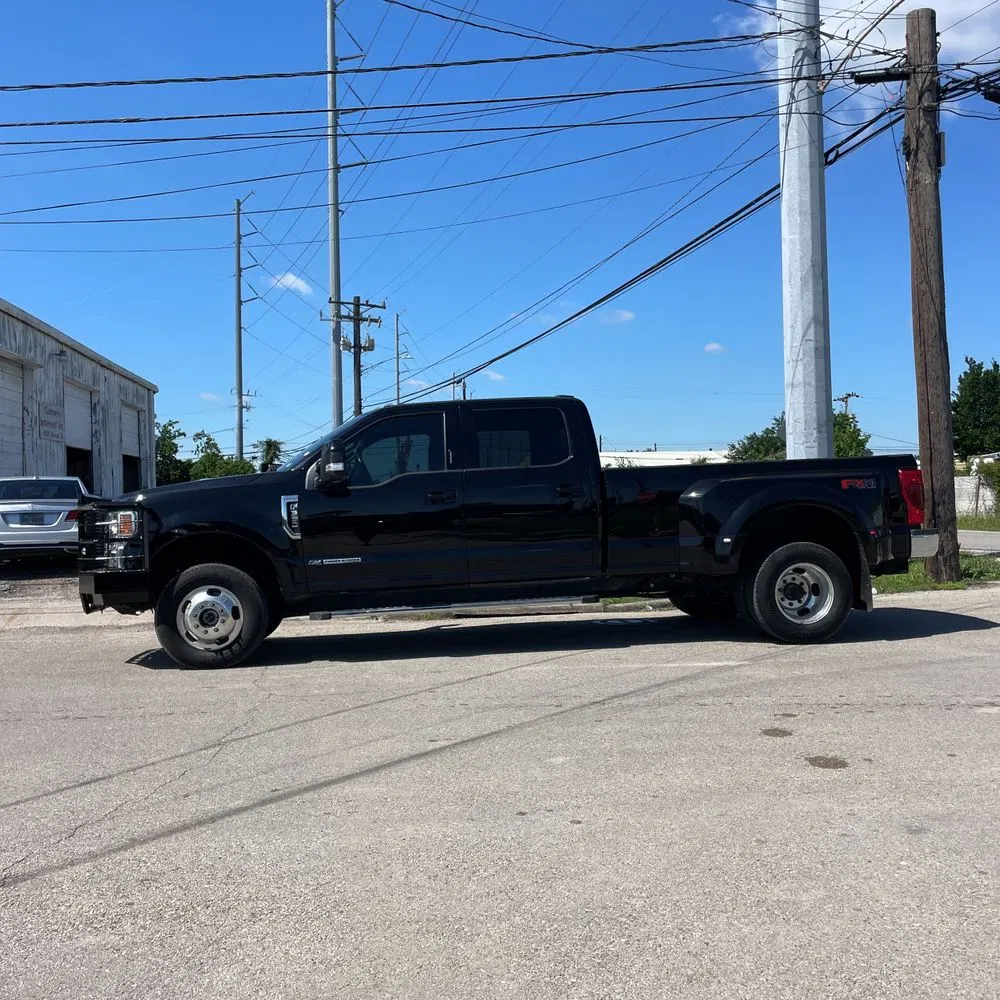 2022 Ford F-350 Super Duty Lariat