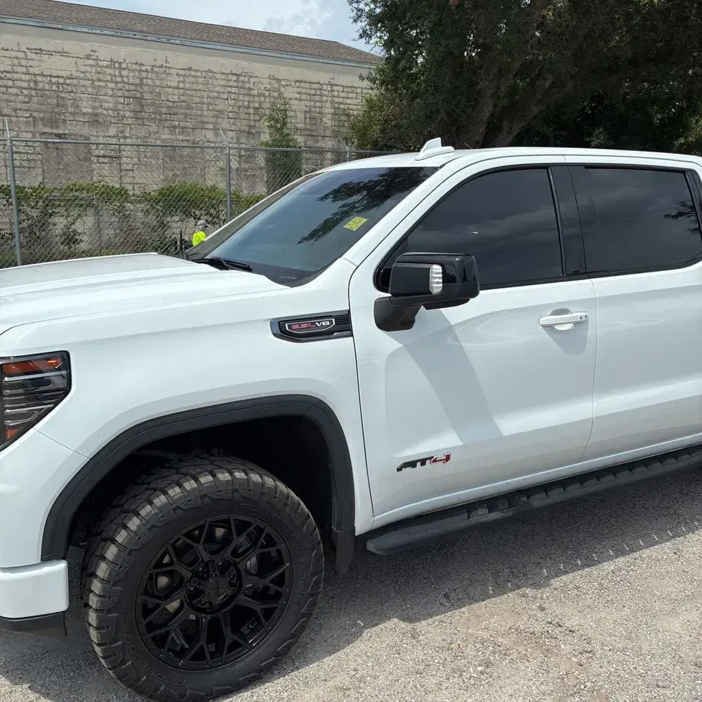 2022 GMC Sierra 1500 AT4
