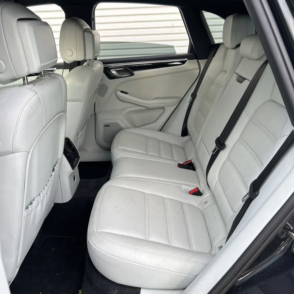 2022 Porsche Macan S