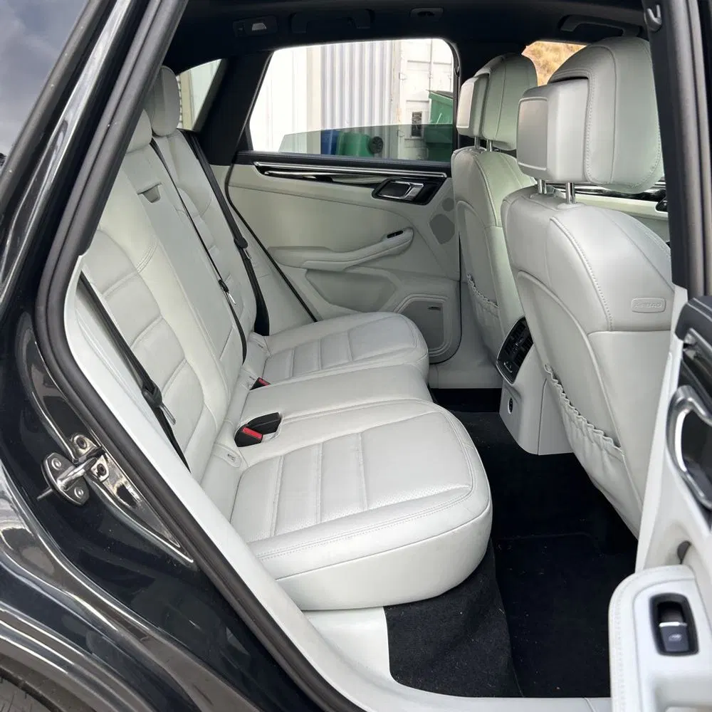 2022 Porsche Macan S