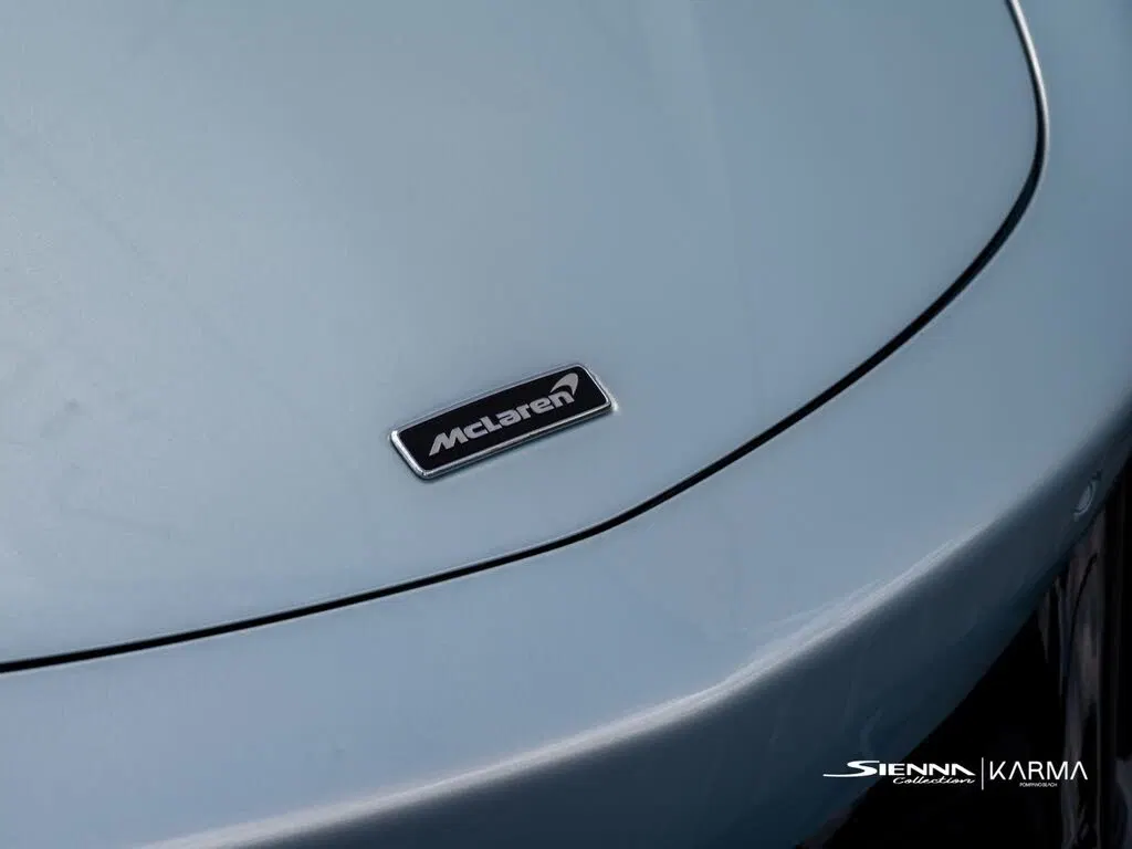 2023 McLaren Artura RWD