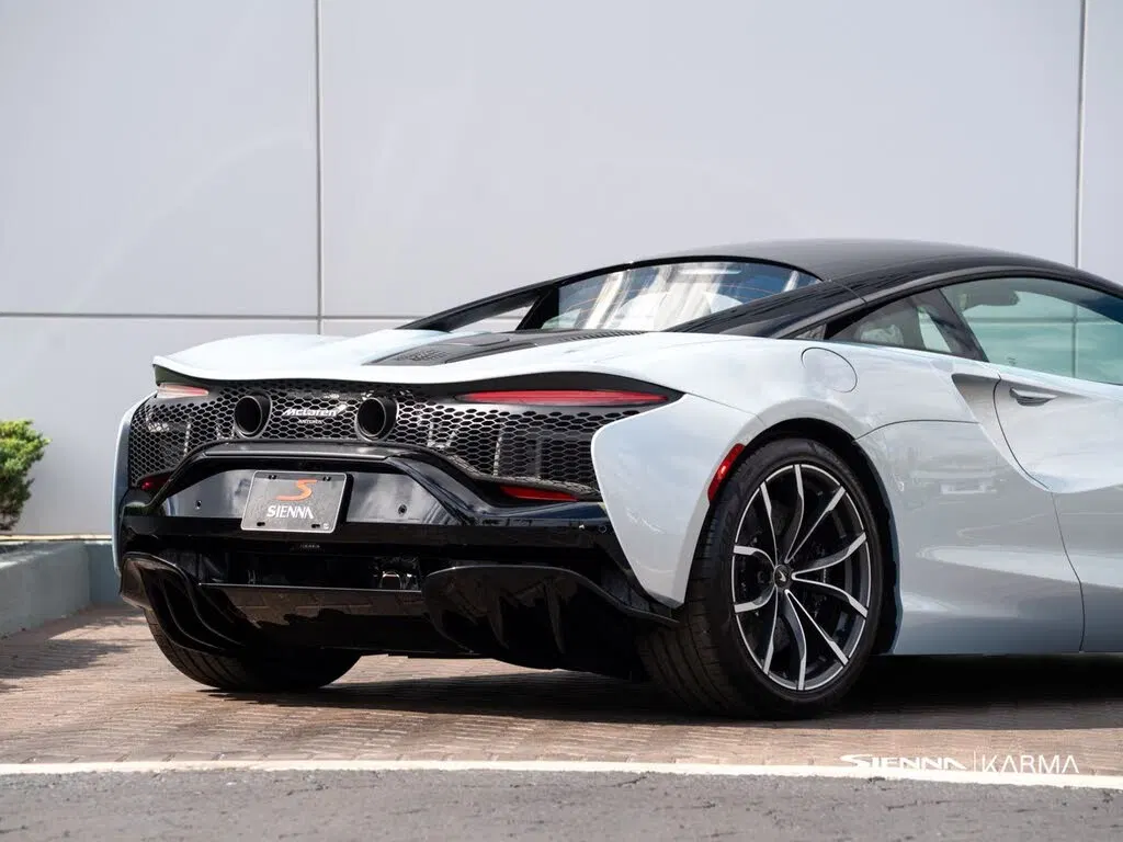 2023 McLaren Artura RWD