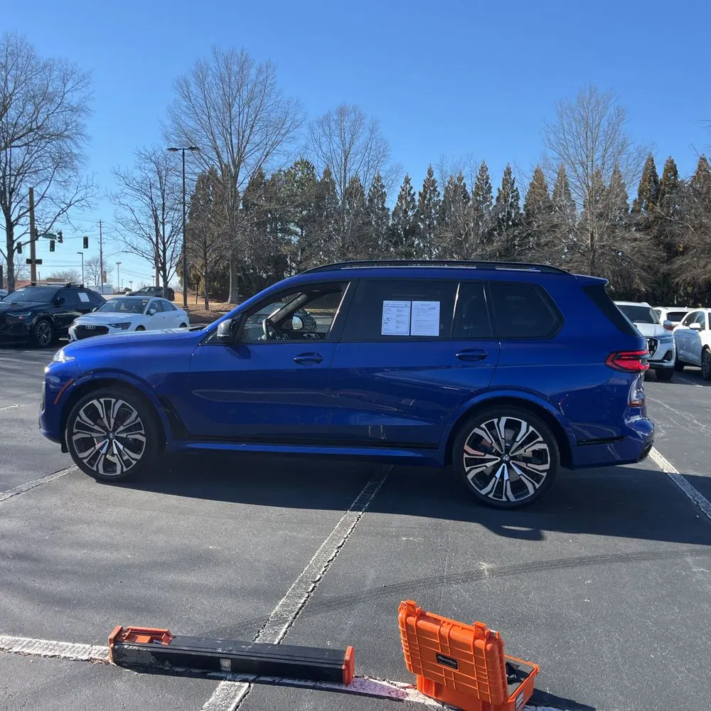 2025 BMW X7 M60i