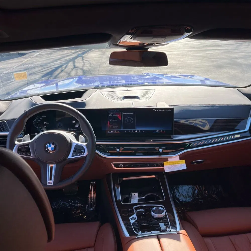 2025 BMW X7 M60i