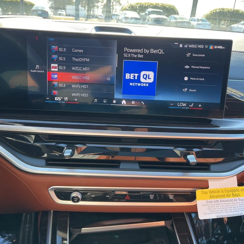 2025 BMW X7 M60i