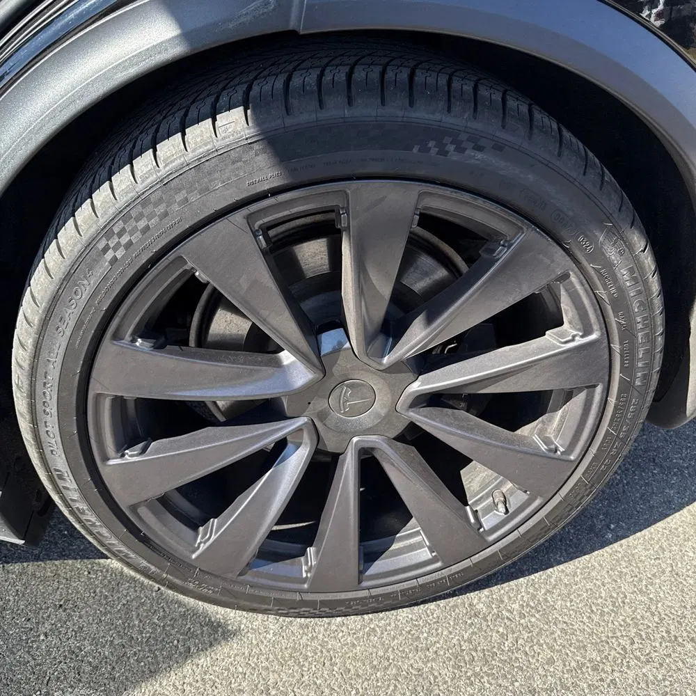 2022 Tesla Model X Plaid