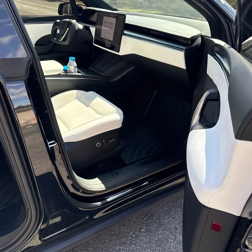 2022 Tesla Model X Plaid