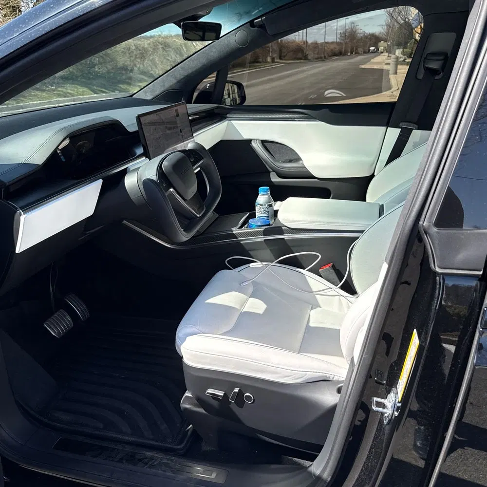 2022 Tesla Model X Plaid