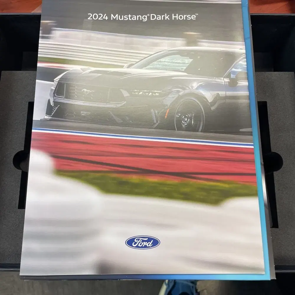 2024 Ford Mustang Dark Horse