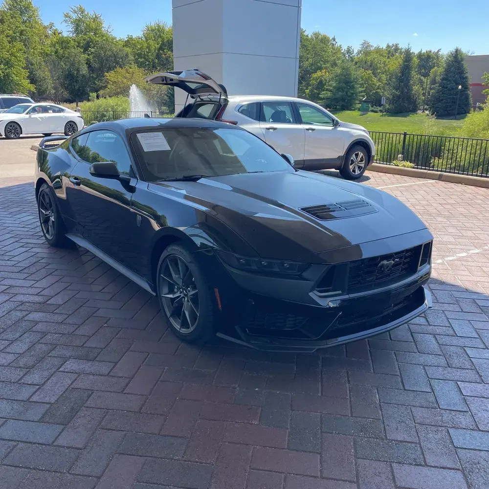 2024 Ford Mustang Dark Horse