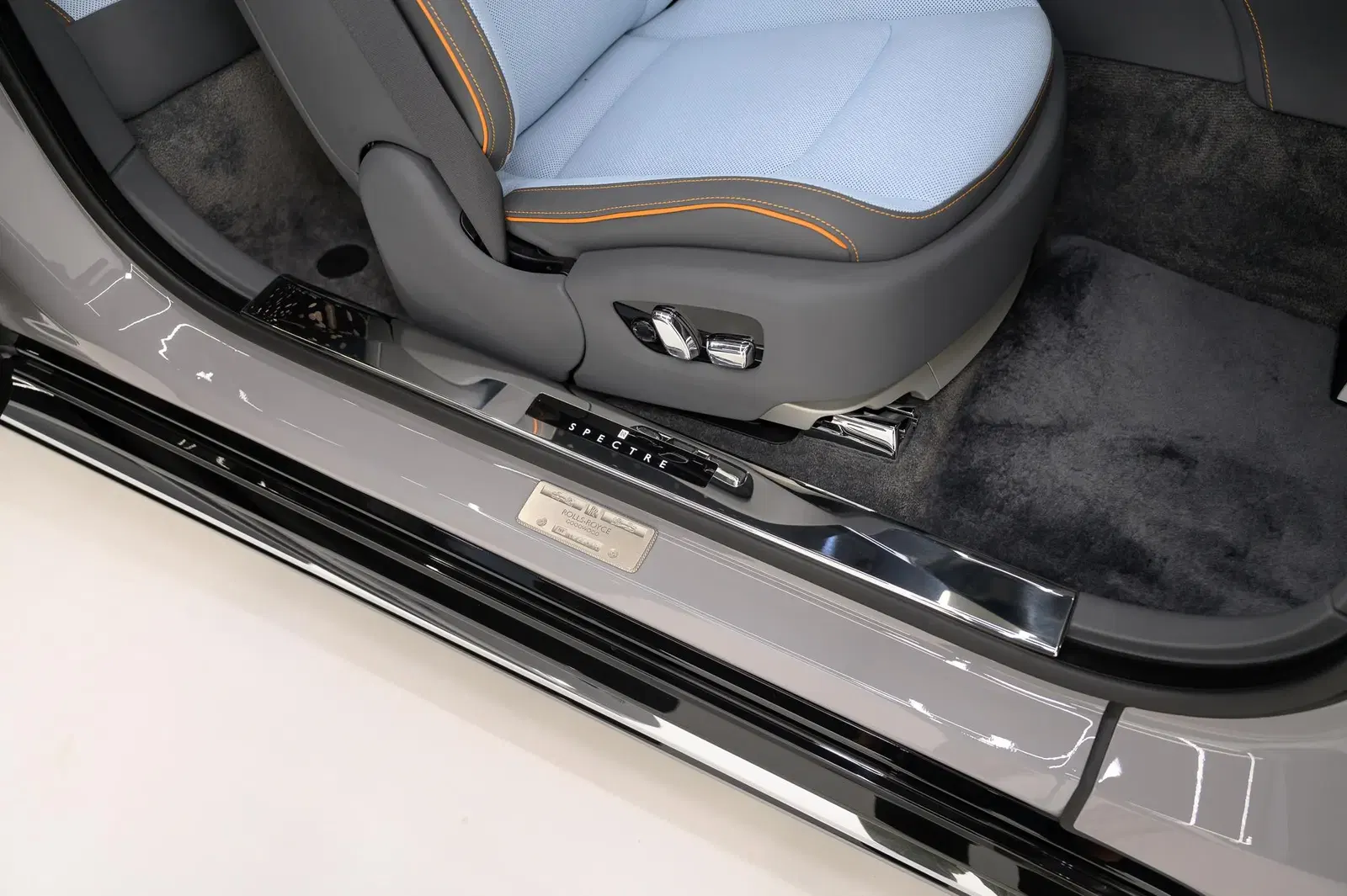 2024 Rolls-Royce Spectre Launch Package