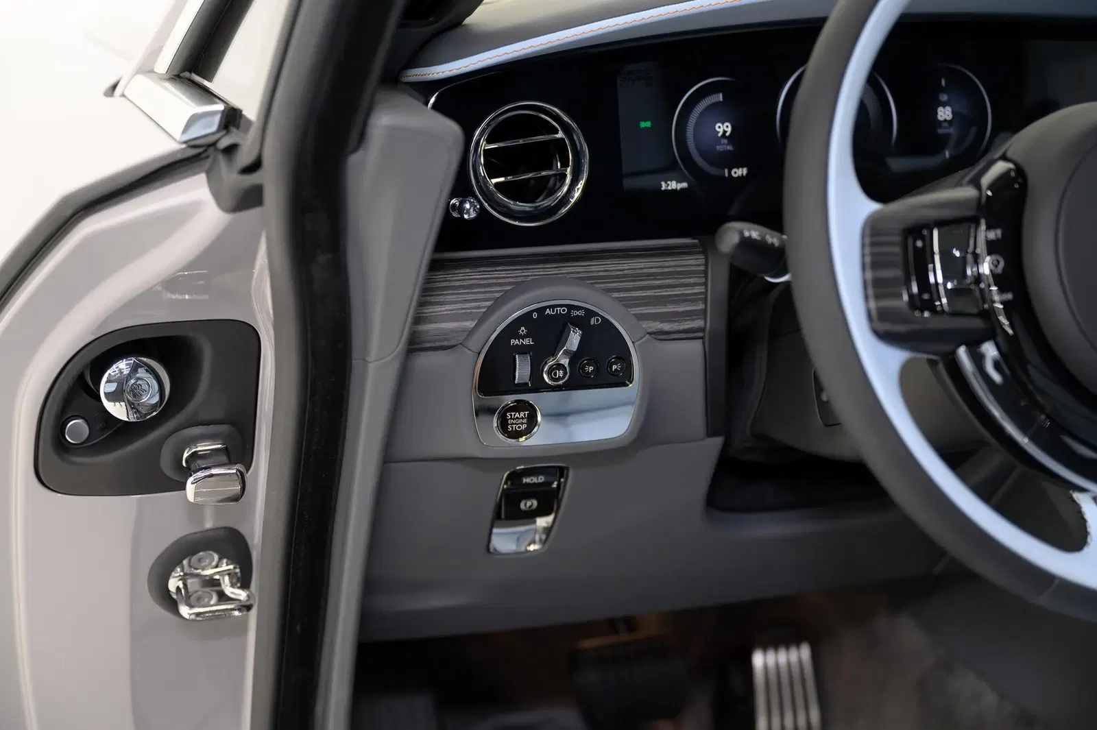 2024 Rolls-Royce Spectre Launch Package