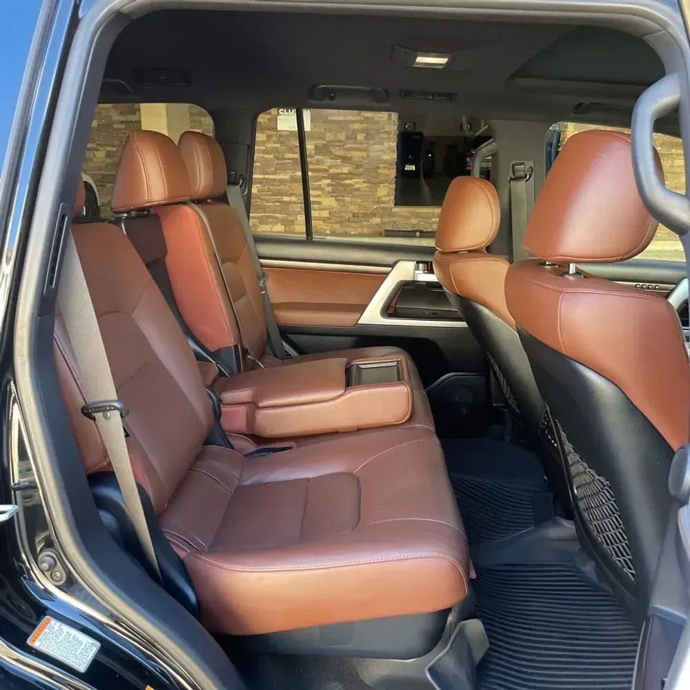 2019 Toyota Land Cruiser Base
