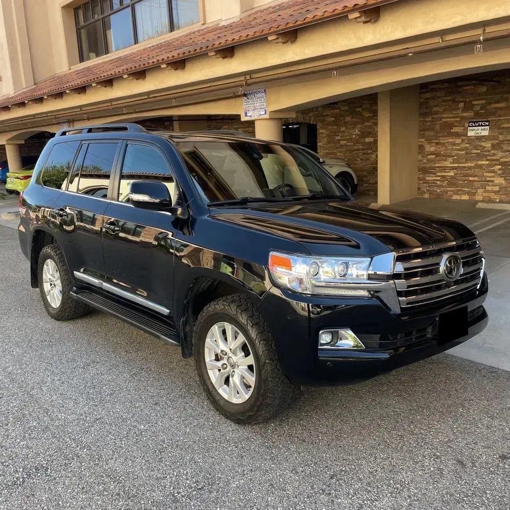 2019 Toyota Land Cruiser Base