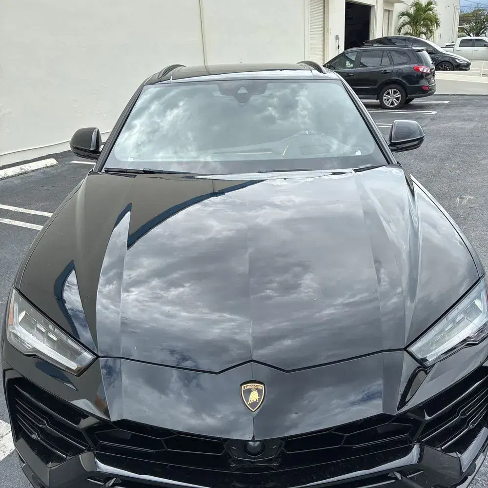 2020 Lamborghini Urus Base