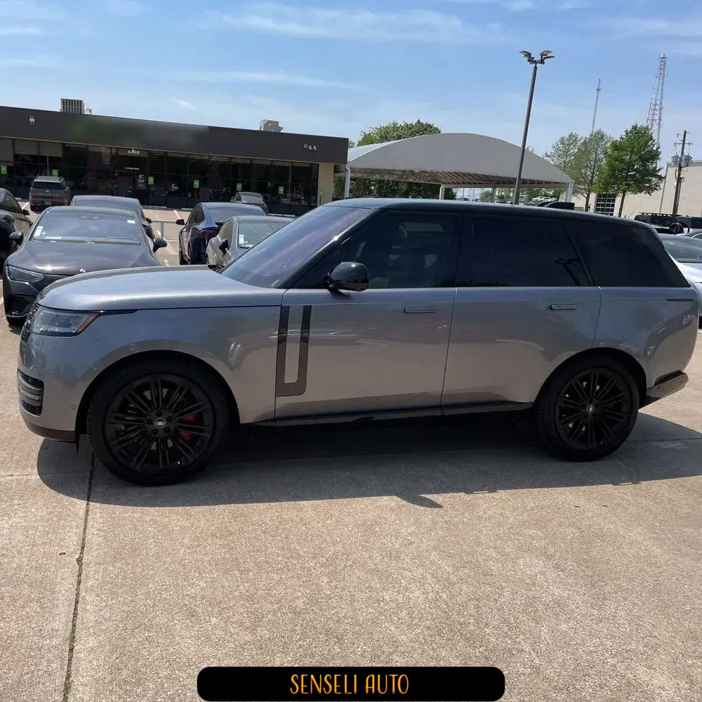 2023 Land Rover Range Rover P530 SE
