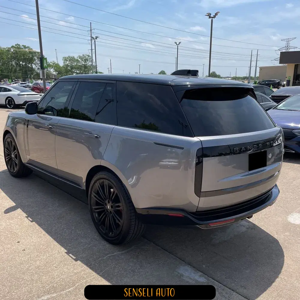 2023 Land Rover Range Rover P530 SE