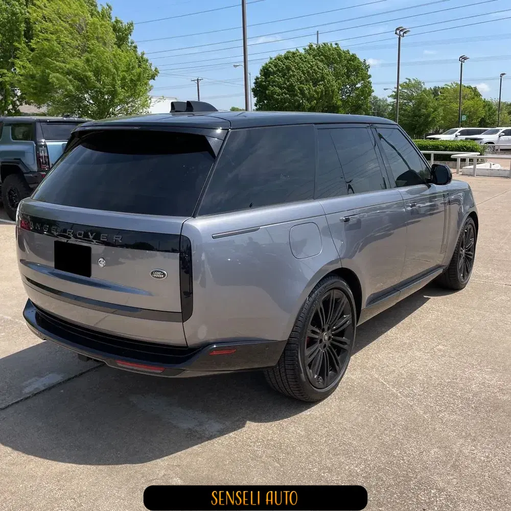 2023 Land Rover Range Rover P530 SE
