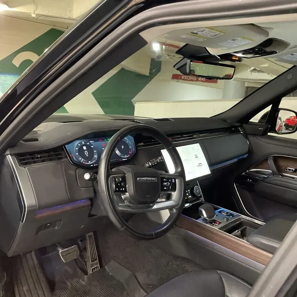 2023 Land Rover Range Rover SE