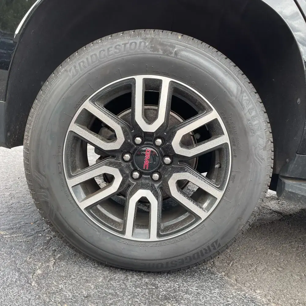 2023 GMC Yukon AT4
