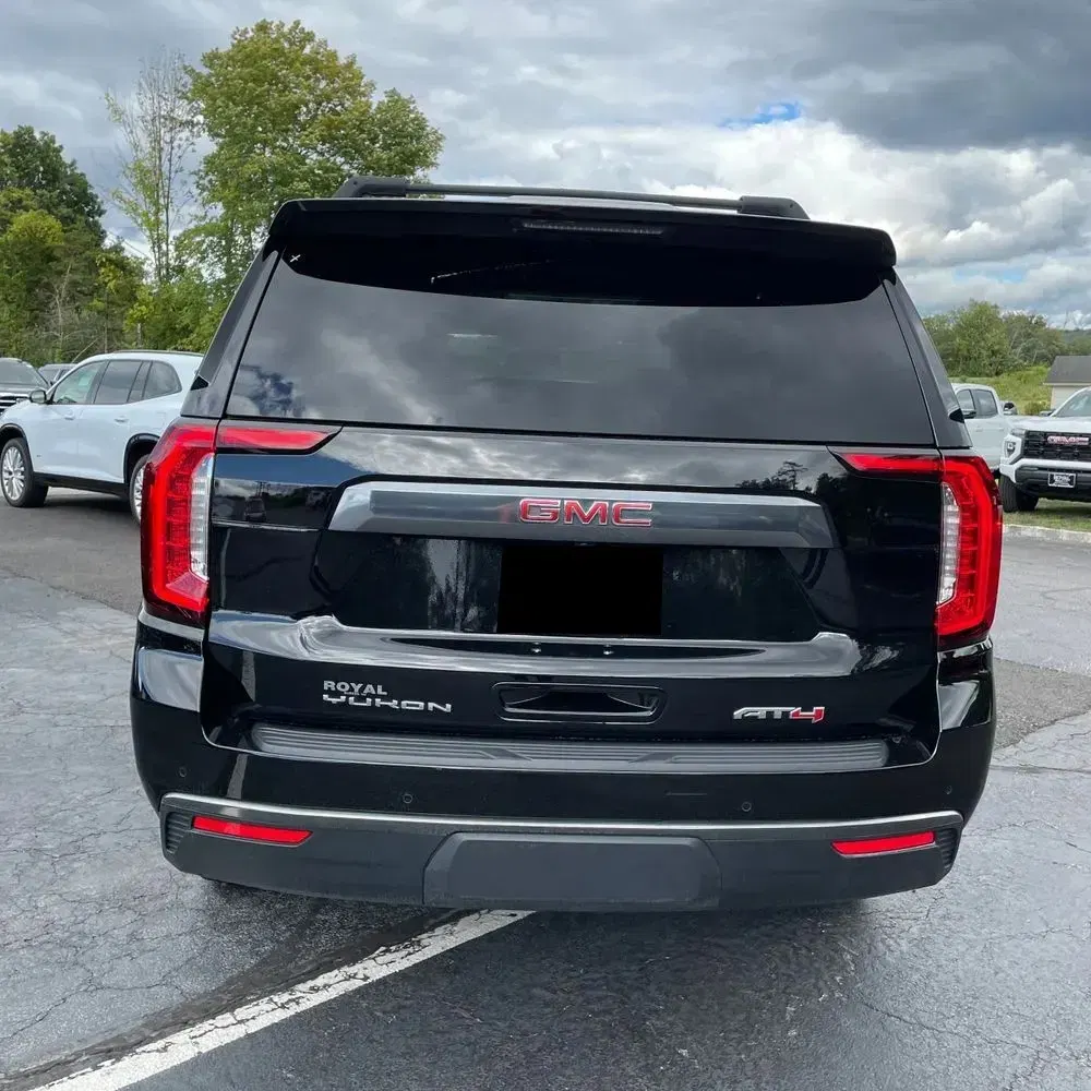 2023 GMC Yukon AT4