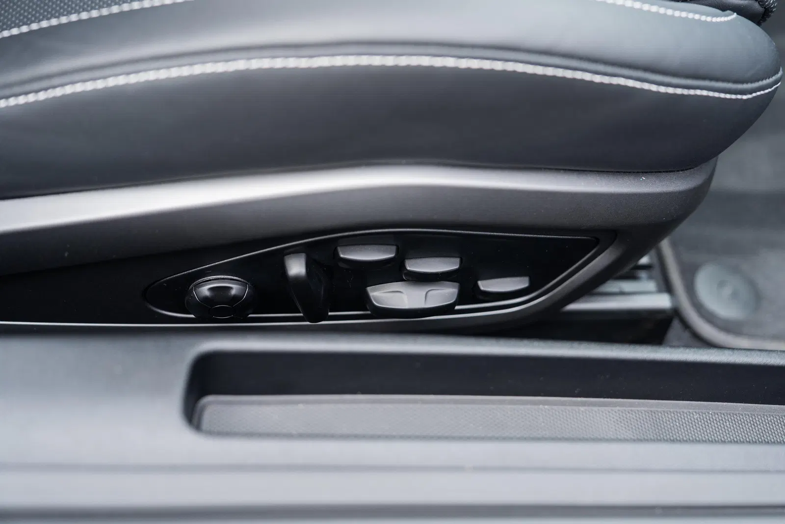 2021 Porsche 911 Turbo S Coupe - 10k miles, 1 Owner, Twin-Turbo Flat-6, Highly Equipped, California-Owned