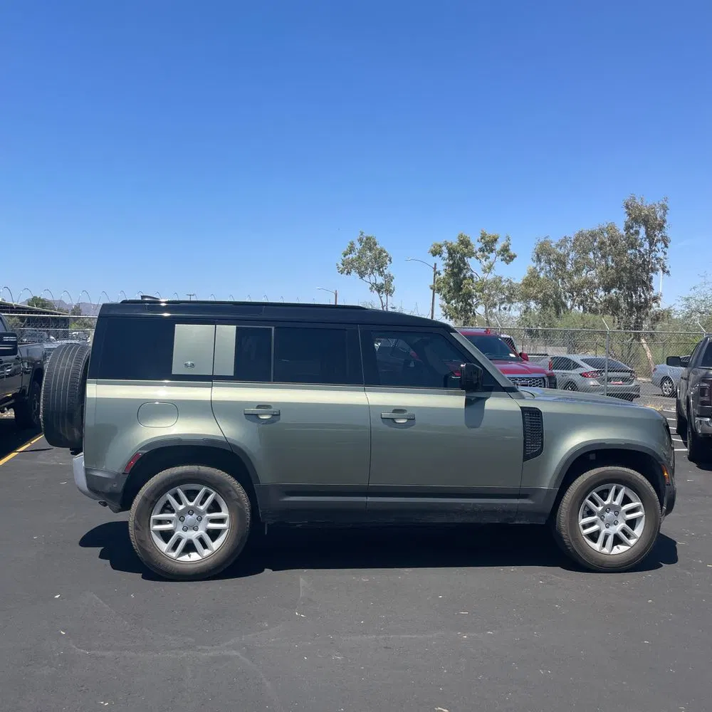 2023 Land Rover Defender 110 S
