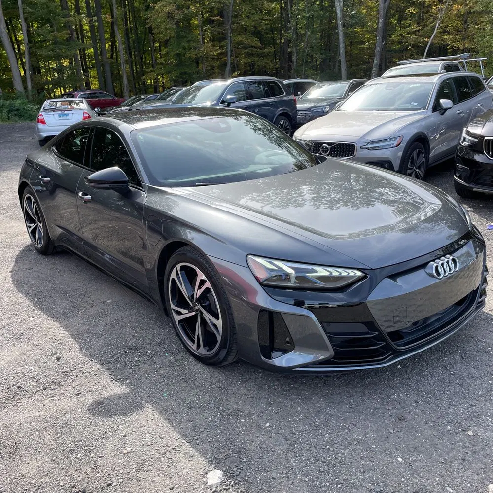 2023 Audi e-tron GT Premium Plus